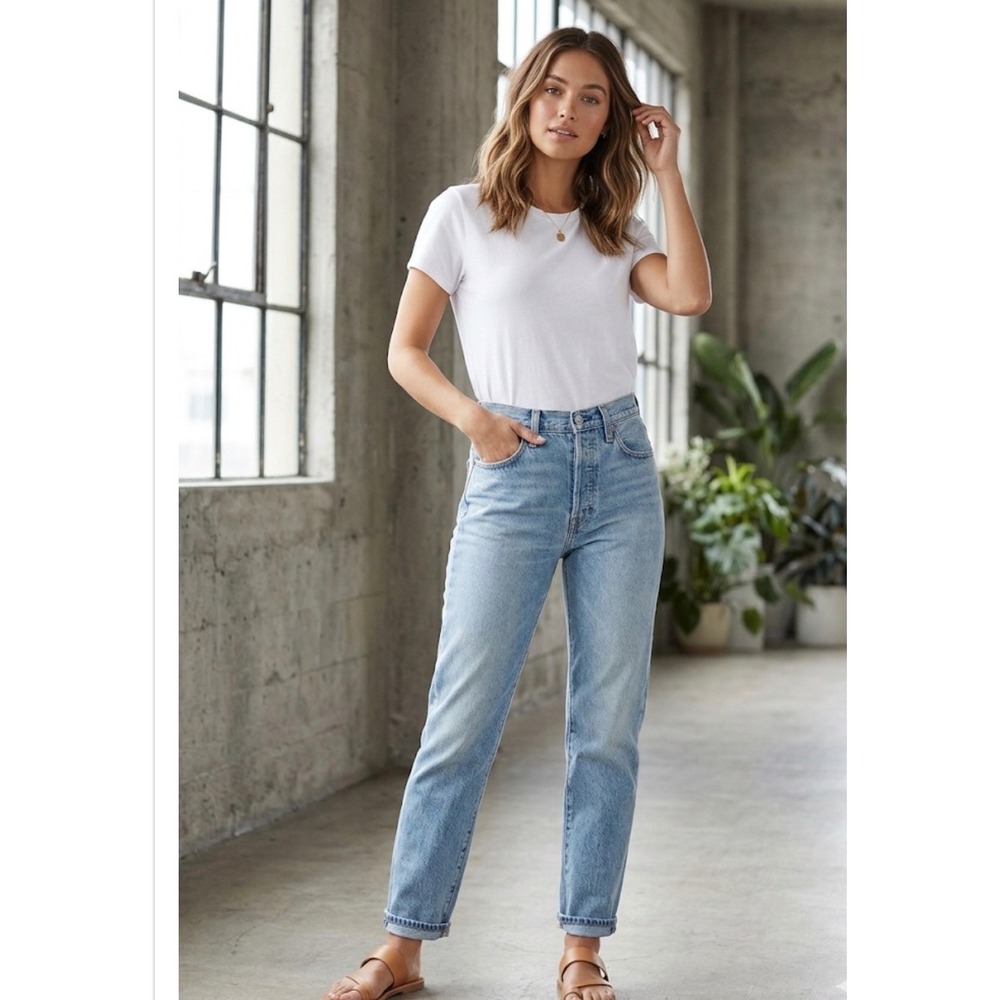 Levis Premium Wedgie Straight Jeans Medium Wash Blue High Rise Button Fly 29